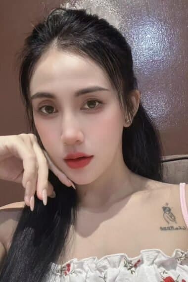 Girl PINKY, luxury massage escort available in JB Town 5.