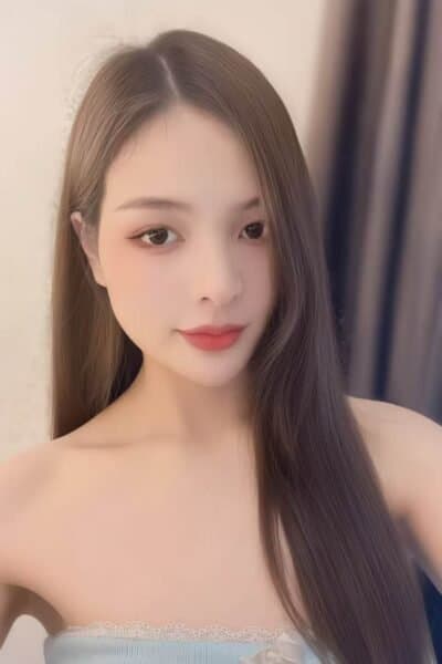 Girl KIWI 696, luxury massage escort available in Nusa Bestari 2.