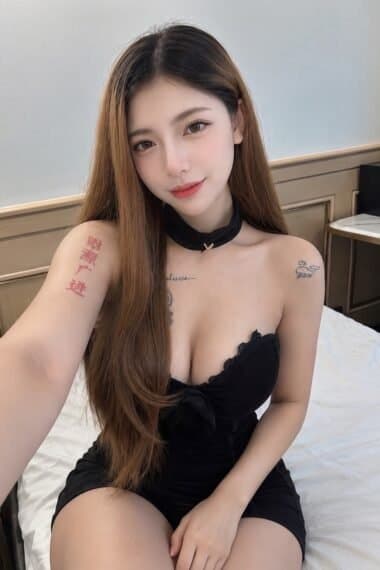 Girl INK, luxury massage escort available in JB Town 5.