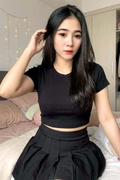 Girl MONICA 630, luxury massage escort available in JB Town 1.