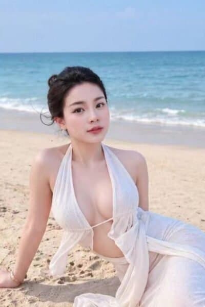 Girl MINA 555, luxury massage escort available in Mount Austin 1.