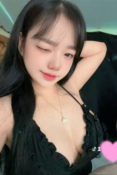 Girl MEI MEI 806, luxury massage escort available in JB Town 7.
