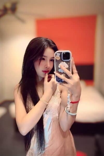 Girl Discreet and professional massage companion – SUSIE 777 in JB Town 7.