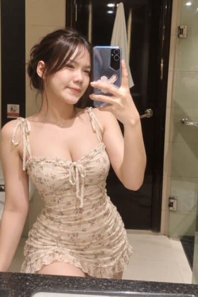 Girl RIKA 71 posing gracefully – available for massage companionship in JB Town 6.