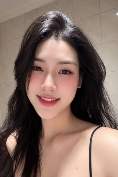 Girl MIN 81, luxury massage escort available in JB Town 6.