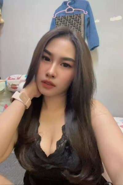 Girl Discreet and professional massage companion – NANA 312 in JB Town 4.