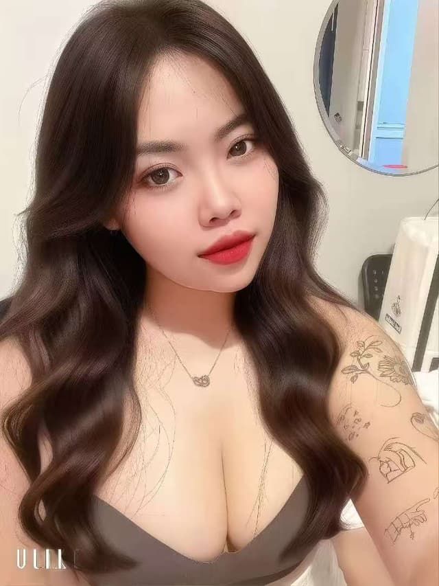 Introducing KAREN 288, sensual and reliable massage escort in Bukit Indah 2. - small image