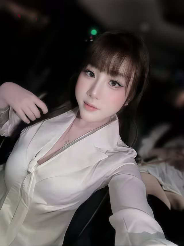 MEO 986 – trusted companion for private massage experiences in Nusa Bestari 2. - small image