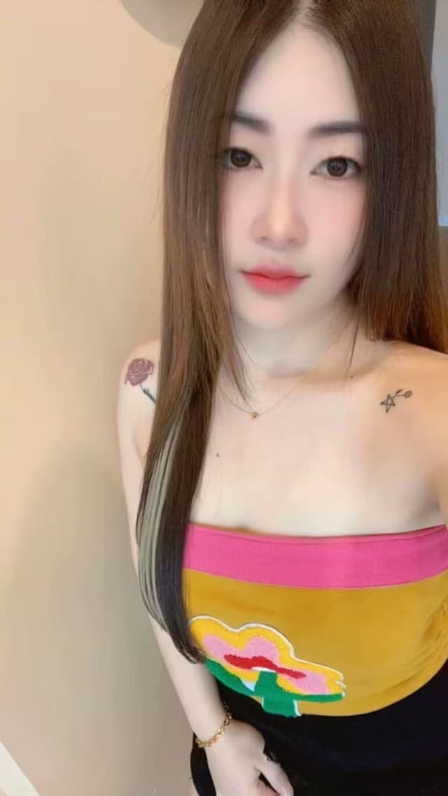 Profile photo of PANG 668, sensual and discreet massage escort from JB Town 8. - small image