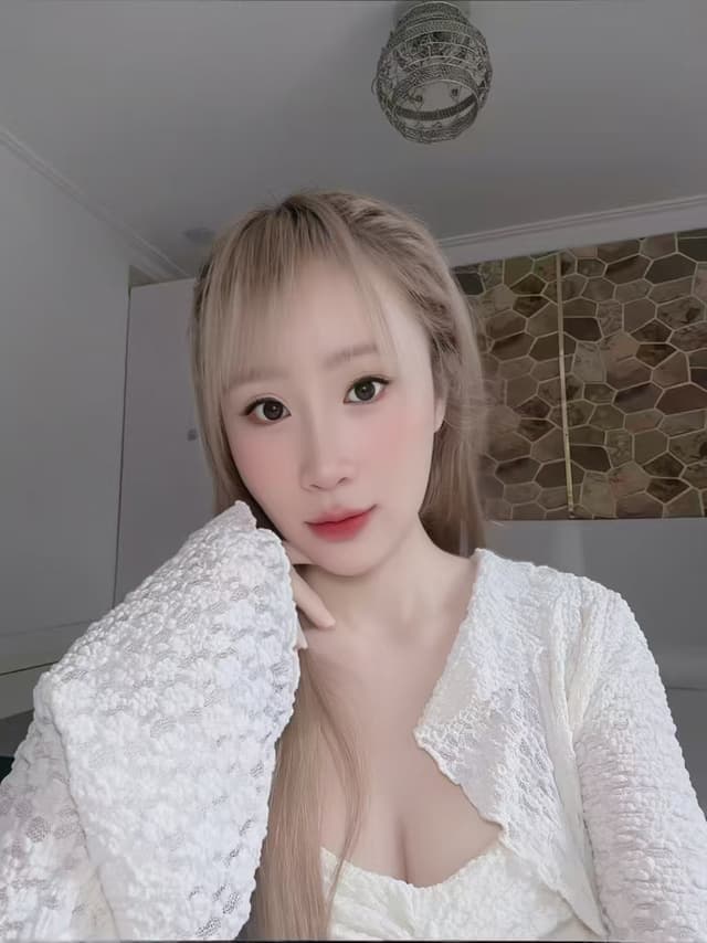 LENA 993 – trusted companion for private massage experiences in Tebrau 2. - small image