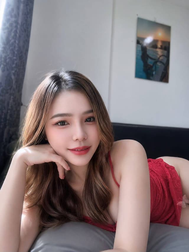 SMILE, professional massage escort ready to meet in Nusa Bestari 3. - small image