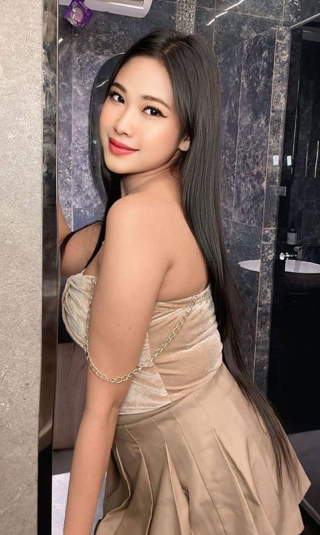 Introducing LING LING 717, sensual and reliable massage escort in JB Town 6. - small image