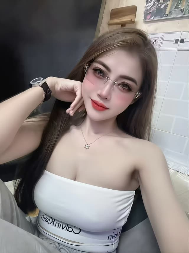 Photo of JENNY 808, elegant and discreet massage escort from Tebrau 2. - small image