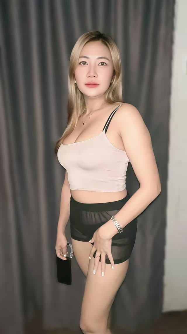 Friendly and professional massage escort – MONA 332 in Nusa Bestari 2. - small image