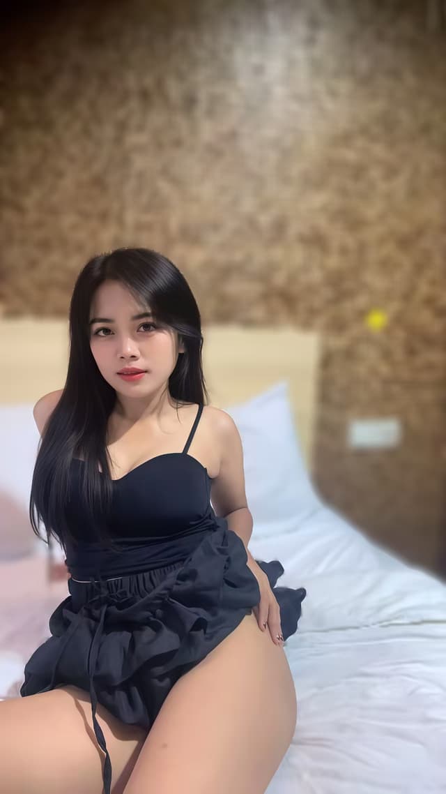 OLIVE 399, offering relaxing massage companionship in Nusa Bestari 2. - small image