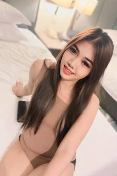 BELLA, luxury massage escort available in JB Town 5. - small image