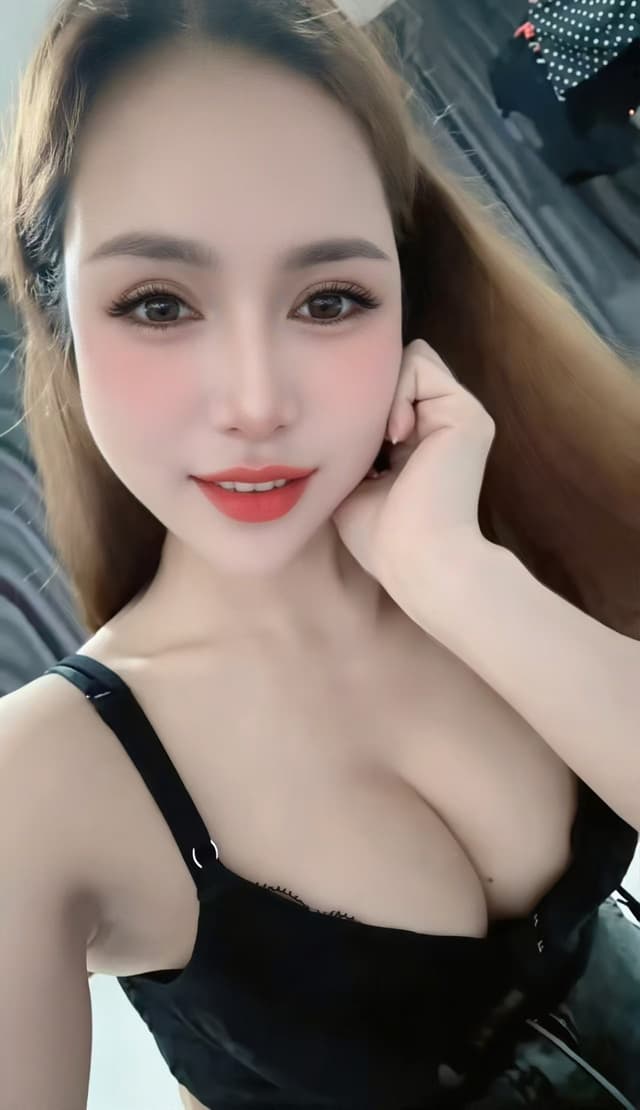 Natural photo of LIHN 913 – a discreet companion for massage in Tebrau 2. - small image