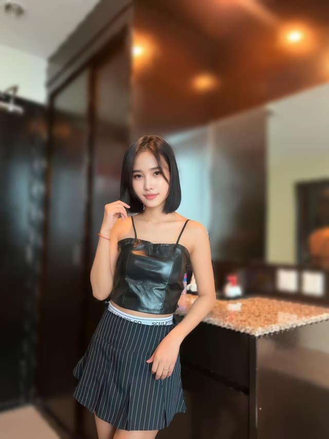 Discreet and professional massage companion – CAREN 995 in Nusa Bestari 2. - small image