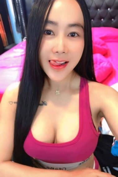 Discreet and professional massage companion – NANA in JB Town 5. - small image