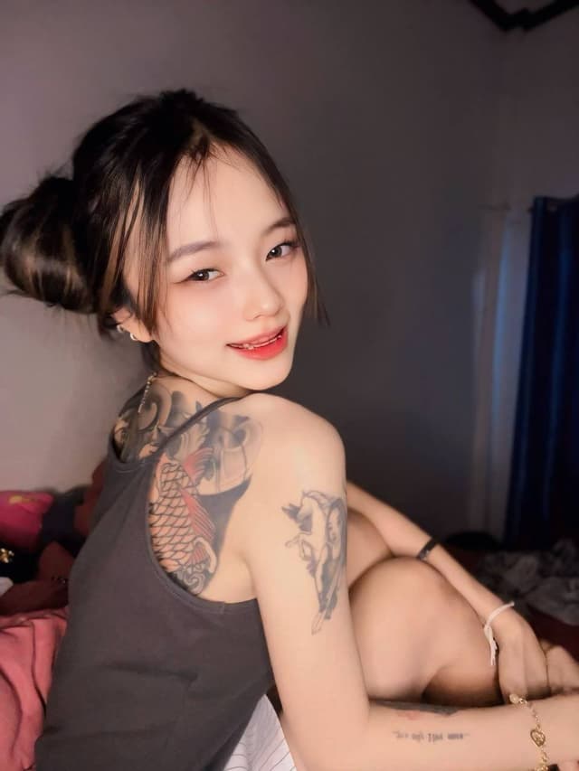 Photo of 小露 709, elegant and discreet massage escort from JB Town 7. - small image
