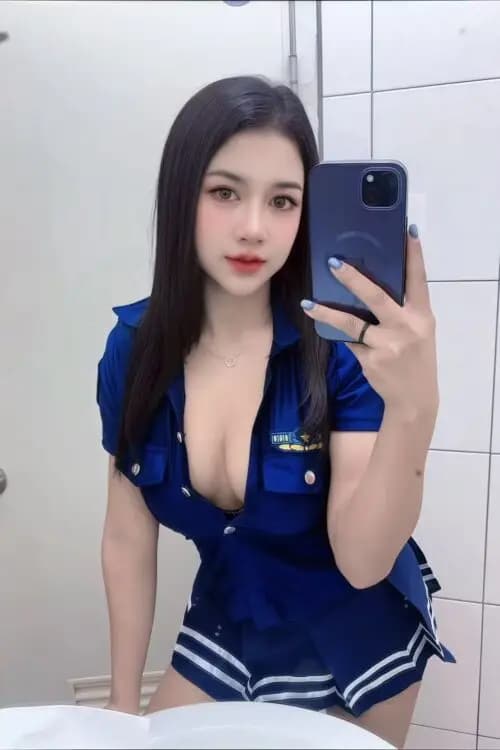 Relaxing and elegant photo of YEDDA, private escort in Bukit Indah 1. - small image